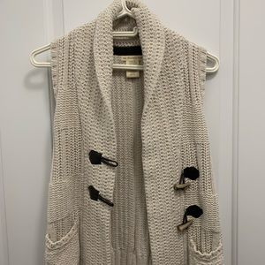 Knitted vest
